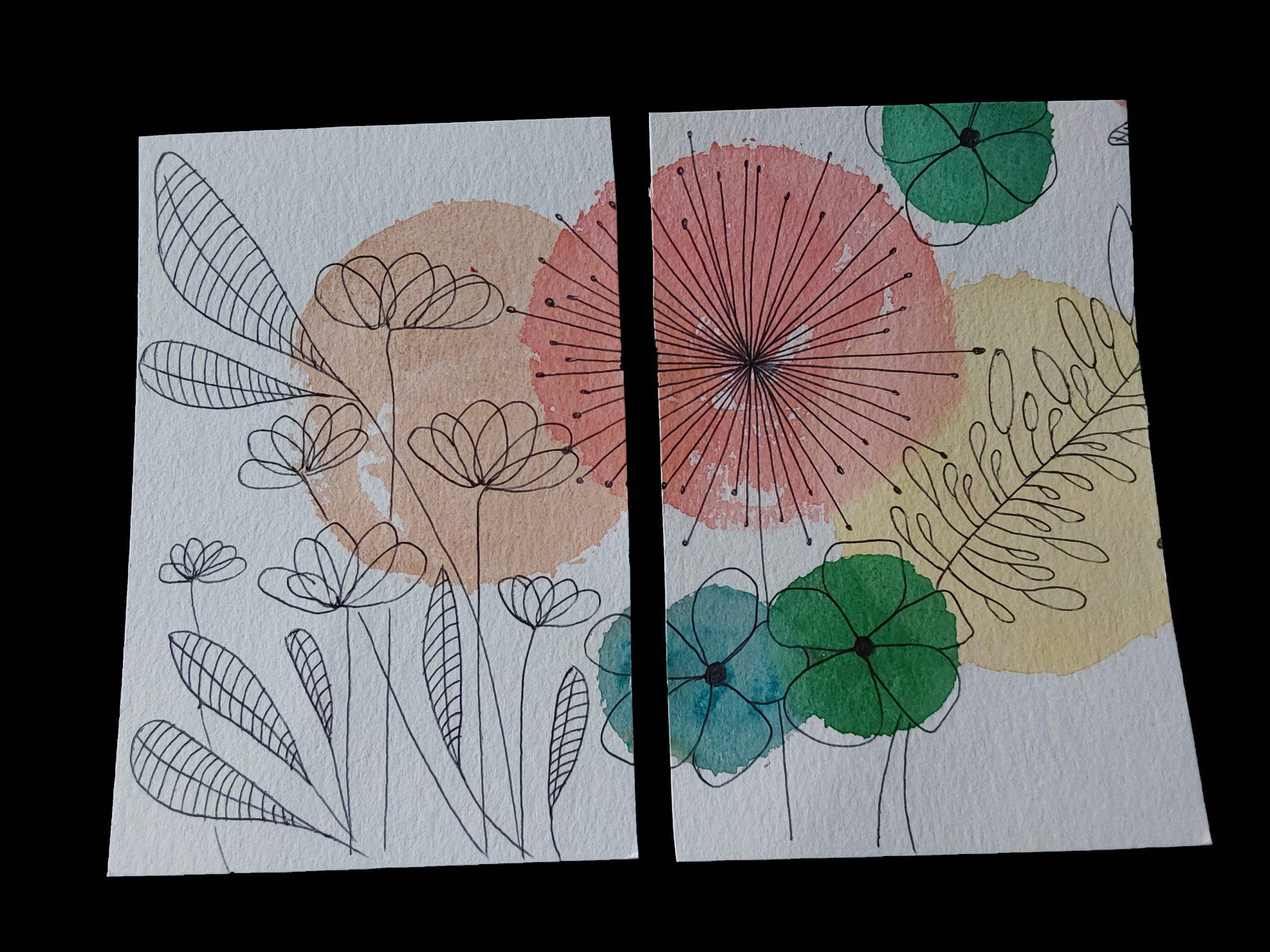 Lot de deux cartes postales avec un motif floral.