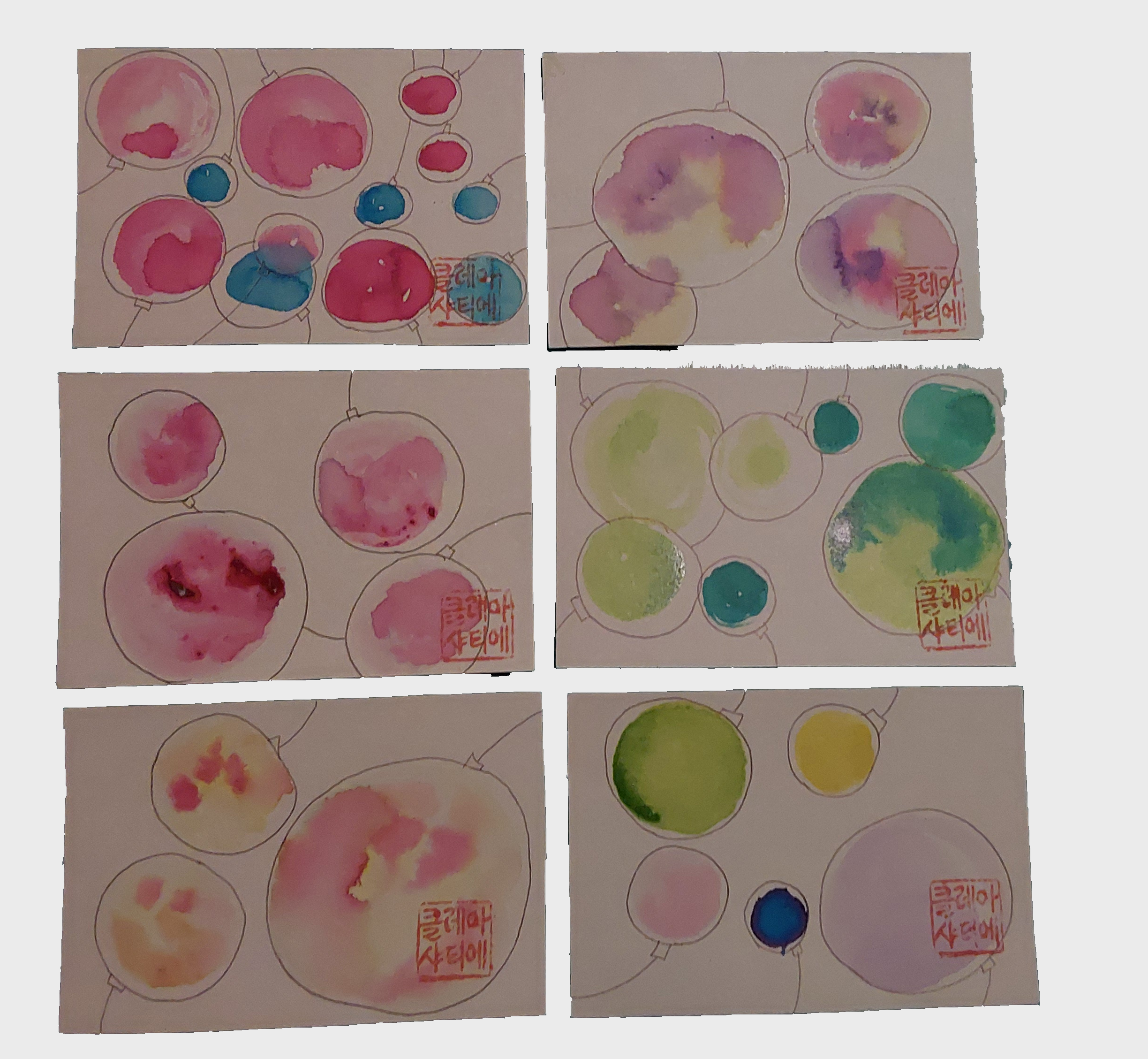 Des nouveaux lots de cartes postales.